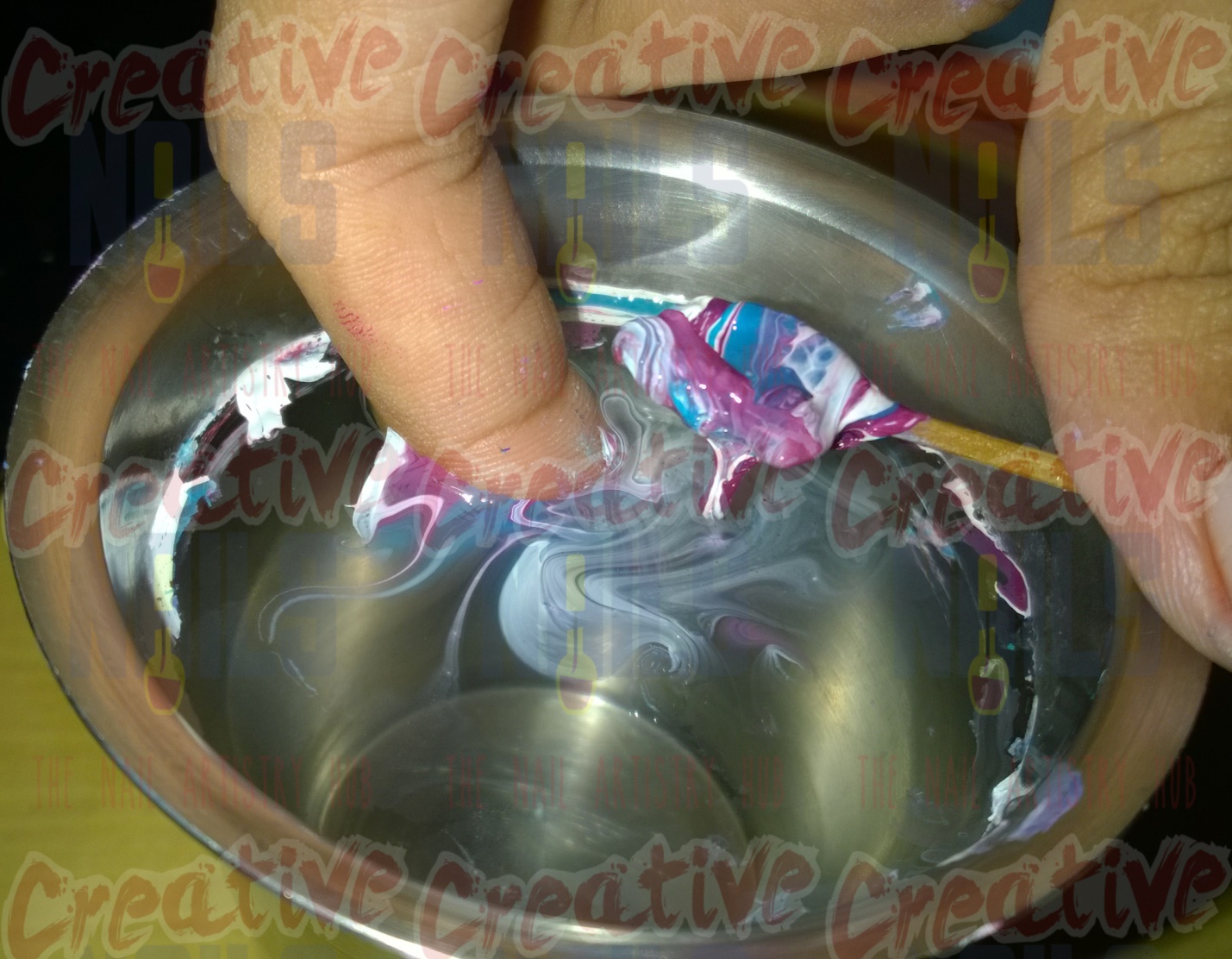 Blow air to dry the nail polish